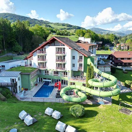Familienhotel Trebesingerhof Bagian luar foto