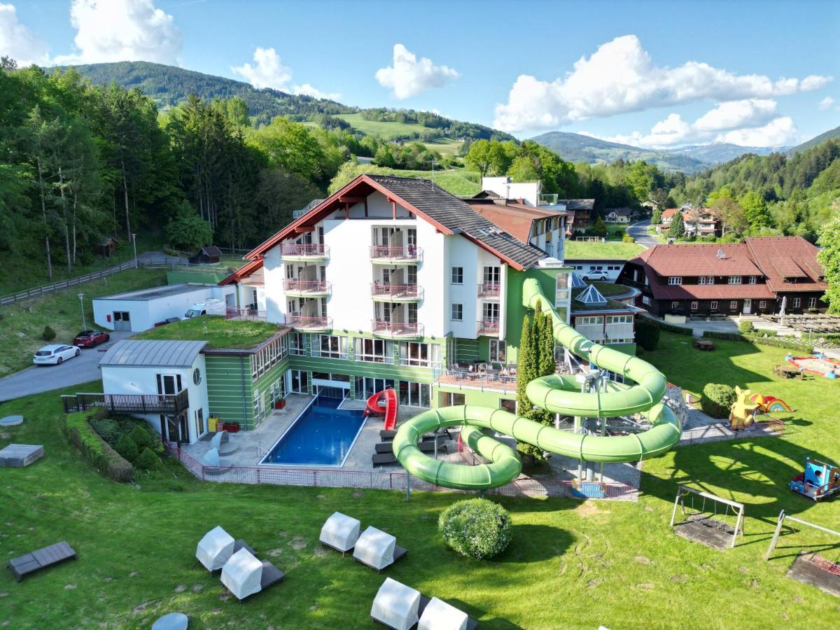 Familienhotel Trebesingerhof Bagian luar foto