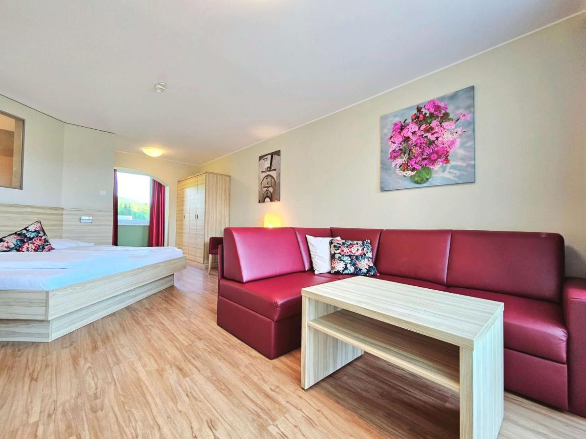 Familienhotel Trebesingerhof Bagian luar foto