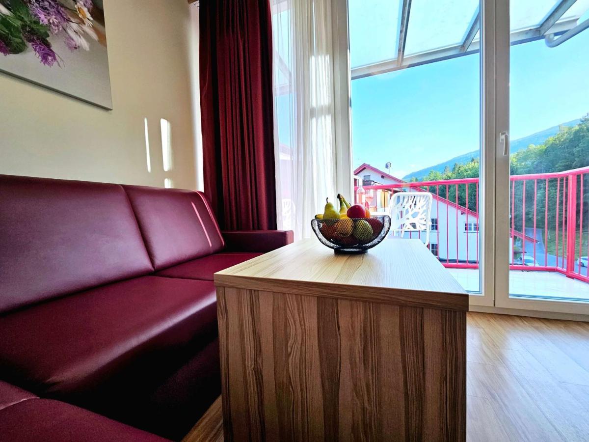 Familienhotel Trebesingerhof Bagian luar foto