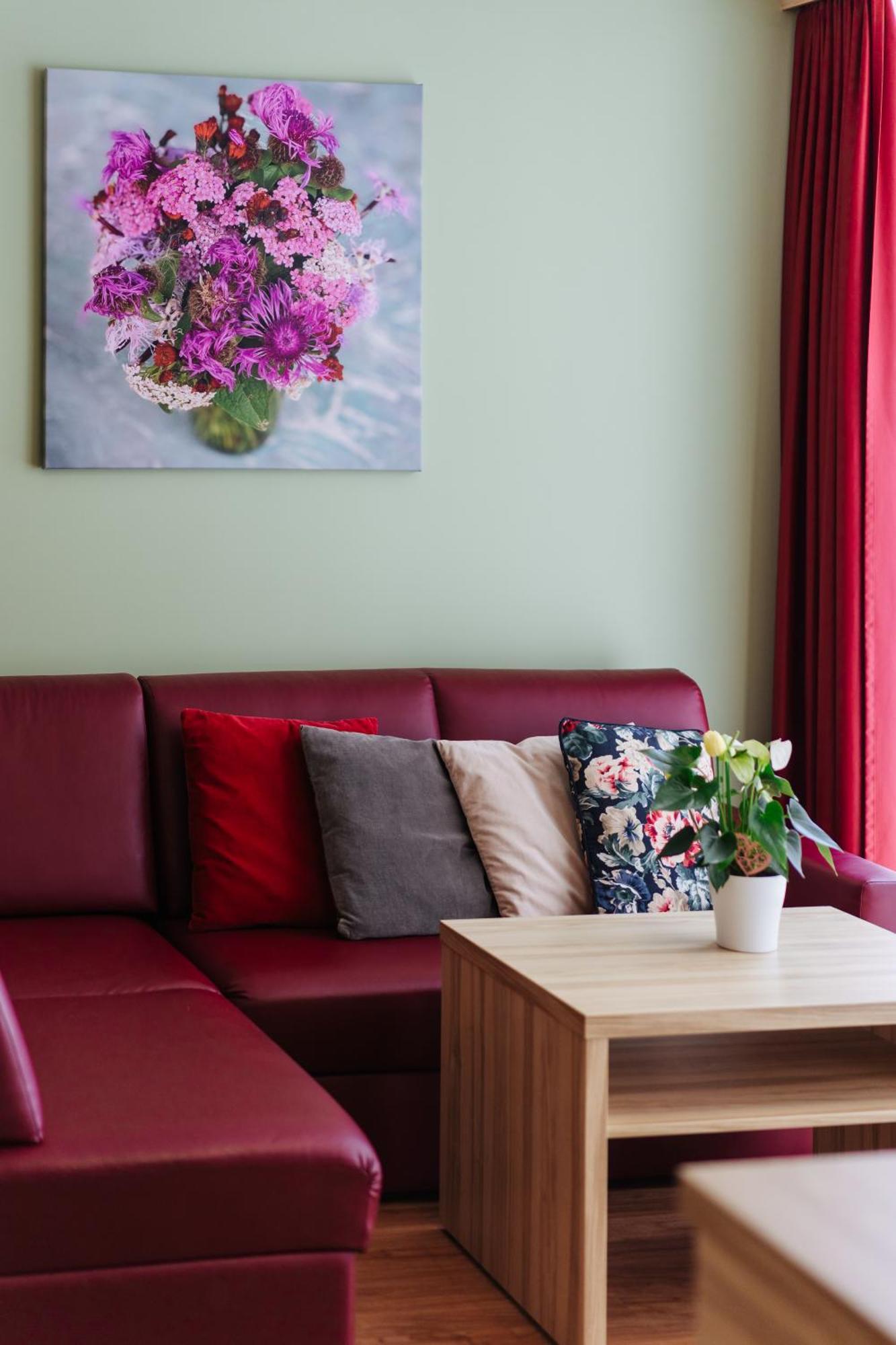 Familienhotel Trebesingerhof Bagian luar foto