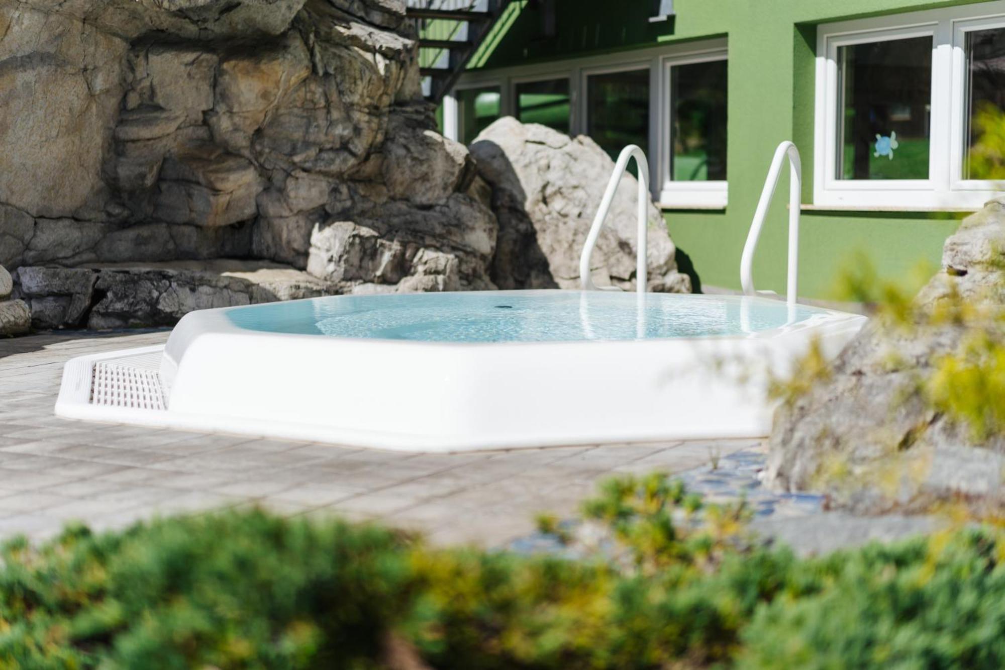 Familienhotel Trebesingerhof Bagian luar foto