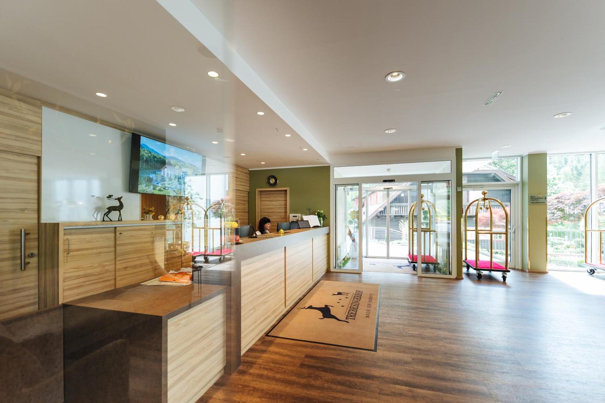 Familienhotel Trebesingerhof Bagian luar foto