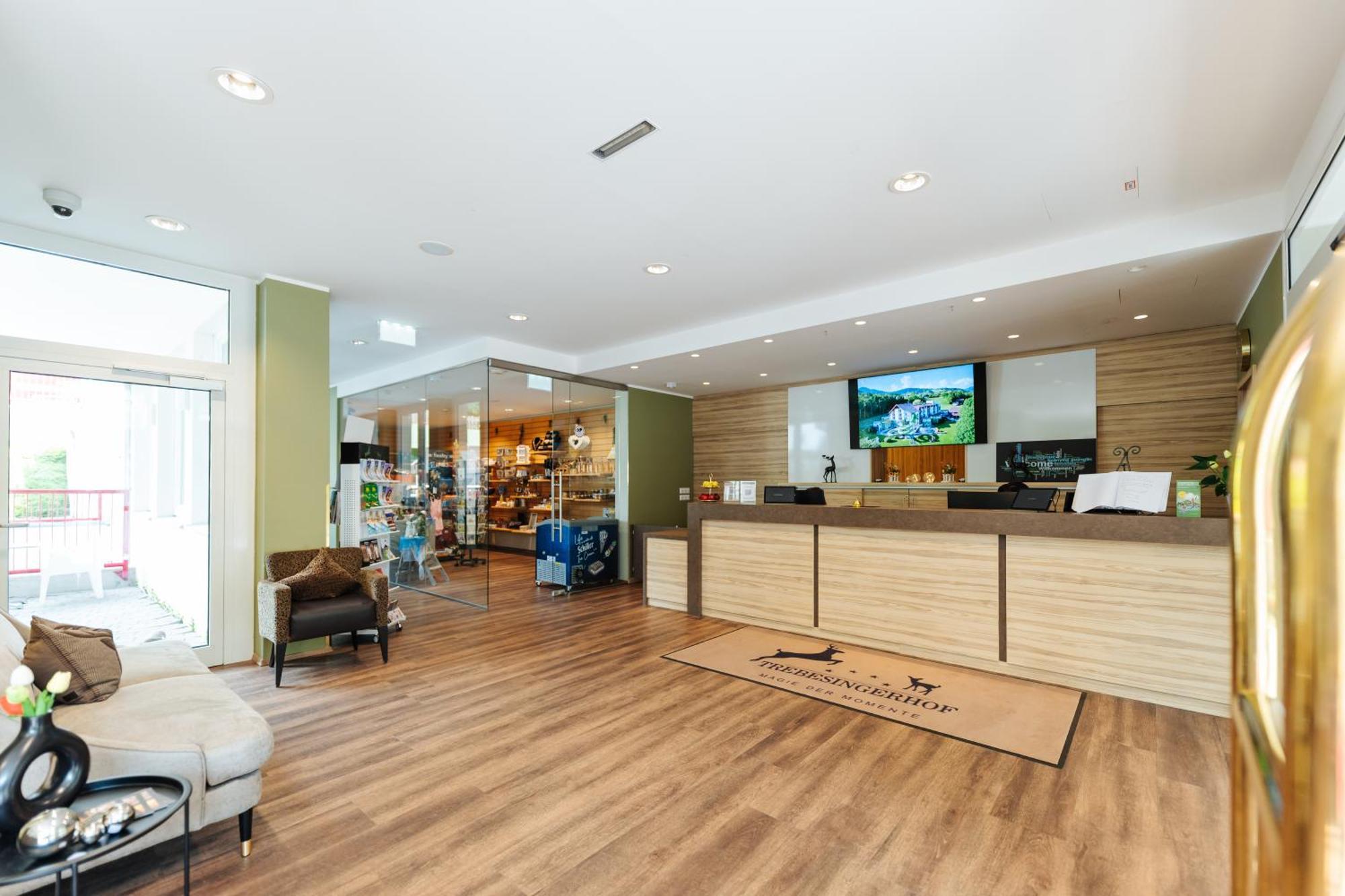 Familienhotel Trebesingerhof Bagian luar foto