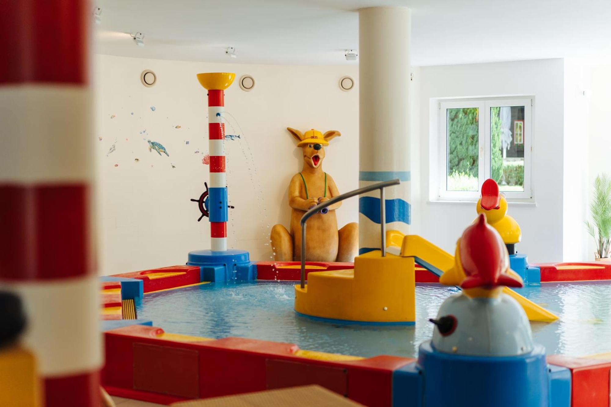 Familienhotel Trebesingerhof Bagian luar foto